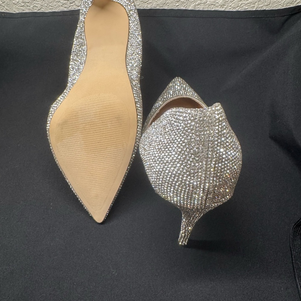 Steve Madden Shimmering Silver Heels - Picture 2 of 5
